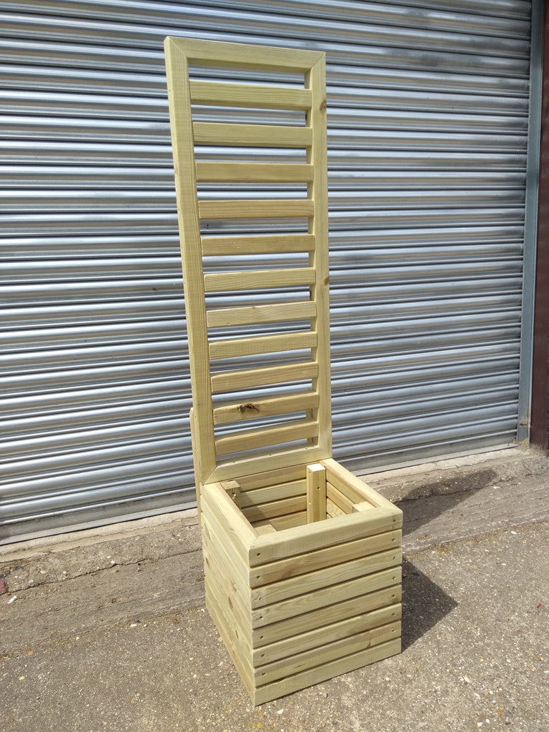 Block style square wooden planters with spaces between the rows with trellis