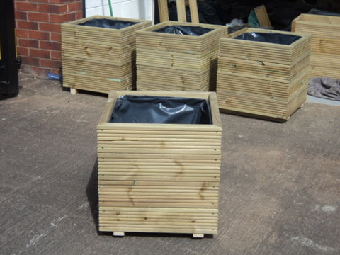 Square wooden planters, 4 rows of decking